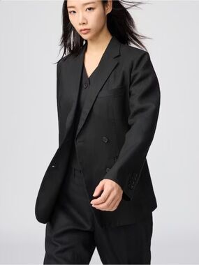 Loose fitting linen blazer with tie front & matching pant